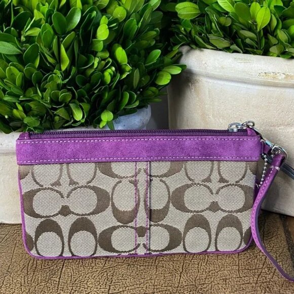 Coach Beaded Purple Suede Signature C Jacquard Wristlet Clutch - Picture 3 of 9